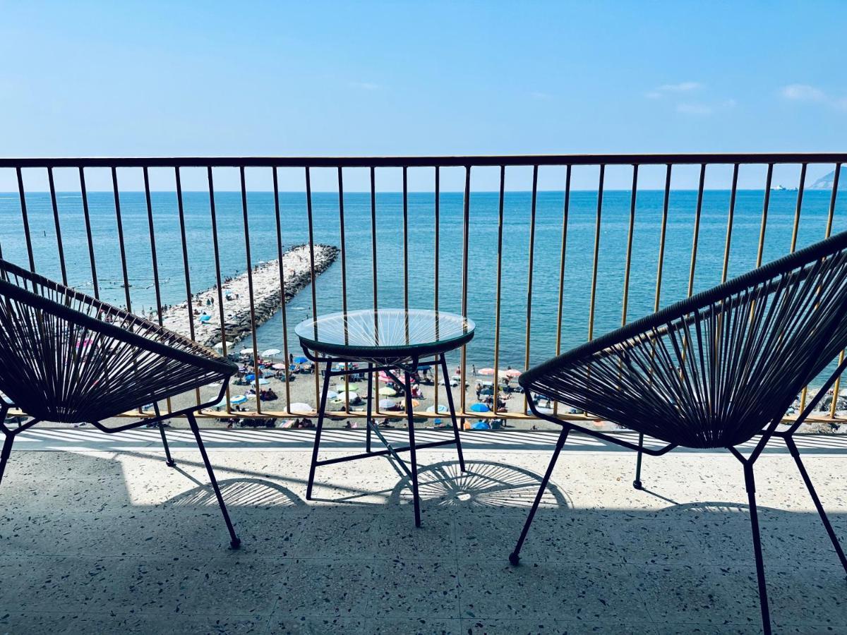 Blumare Arthouse Hotel Salerno Ngoại thất bức ảnh
