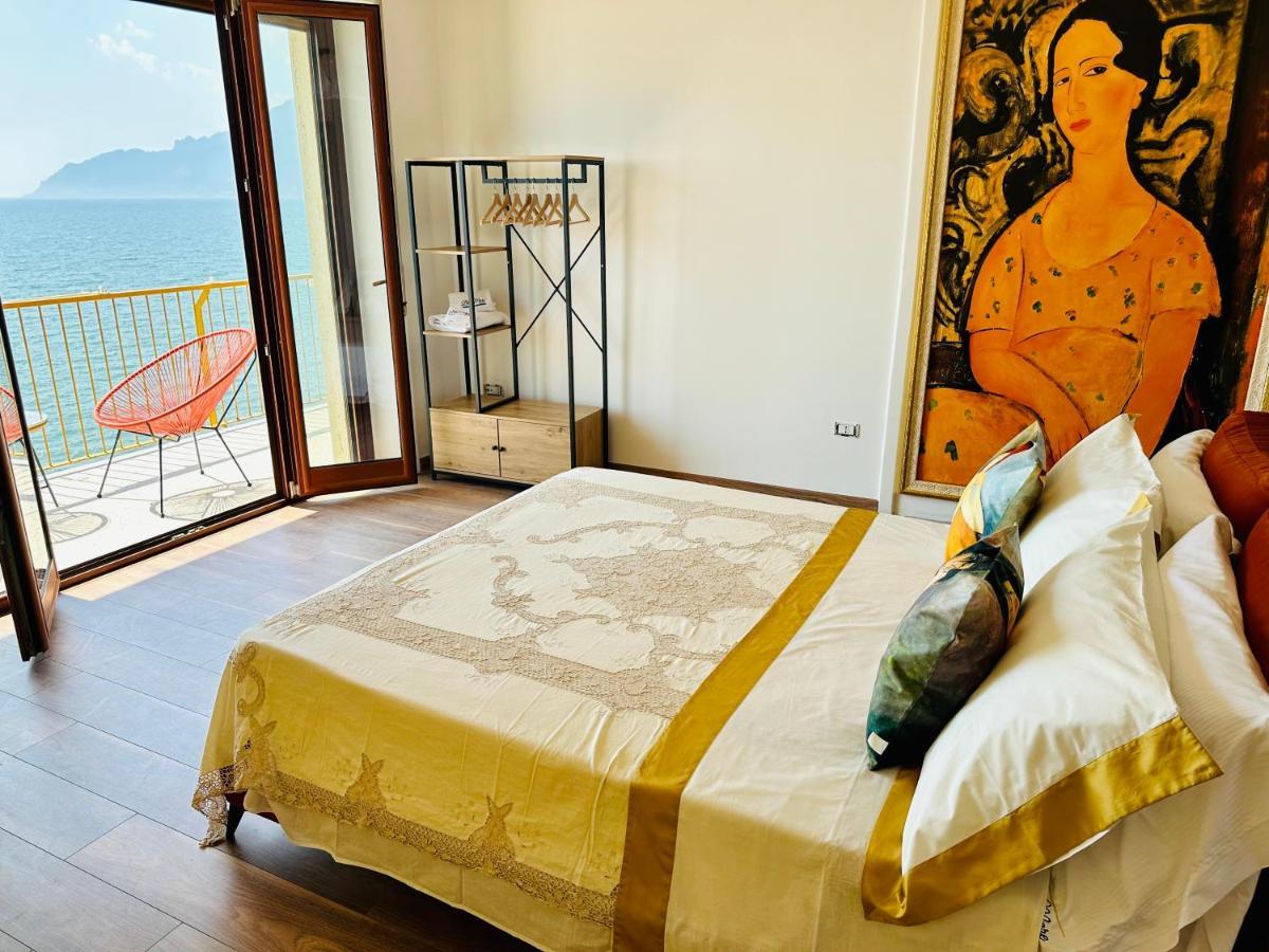 Blumare Arthouse Hotel Salerno Ngoại thất bức ảnh